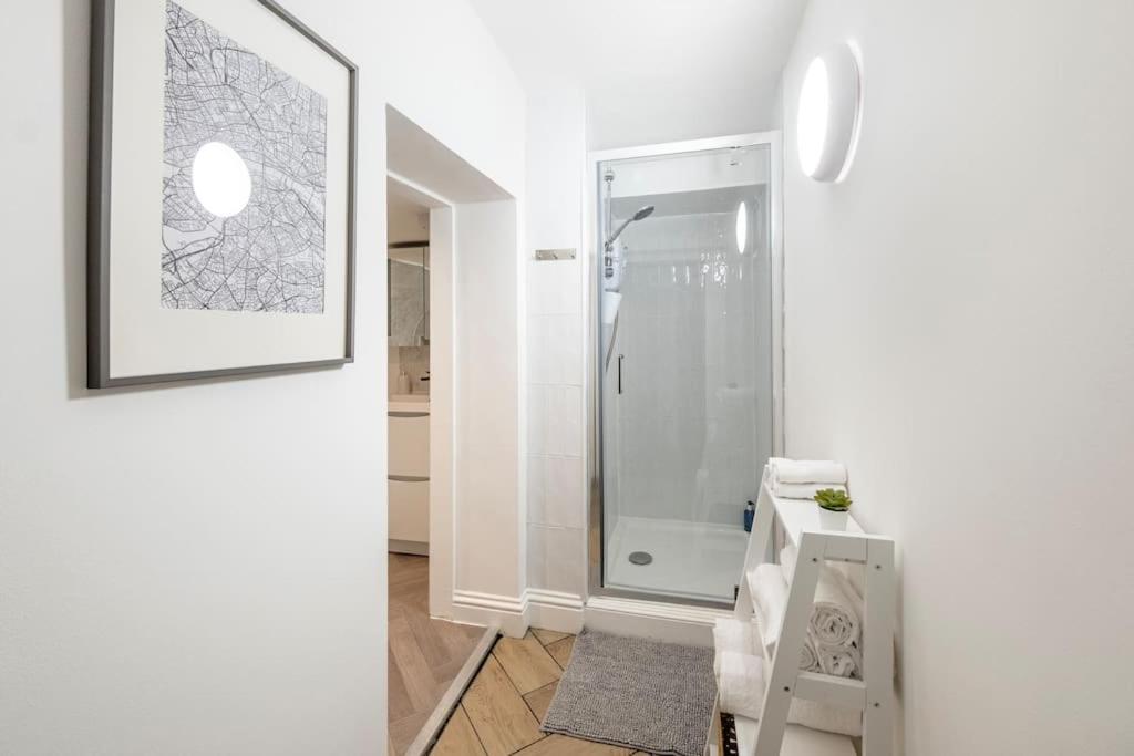 Spacious Apartment - 5 Minutes Walk To Bath Abbey Exteriör bild
