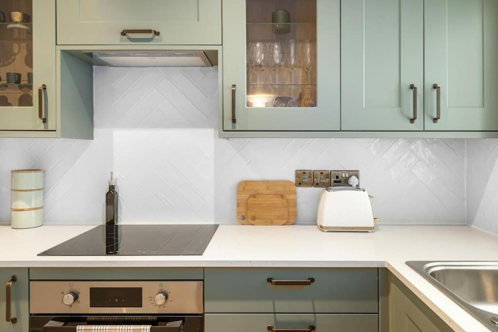 Spacious Apartment - 5 Minutes Walk To Bath Abbey Exteriör bild