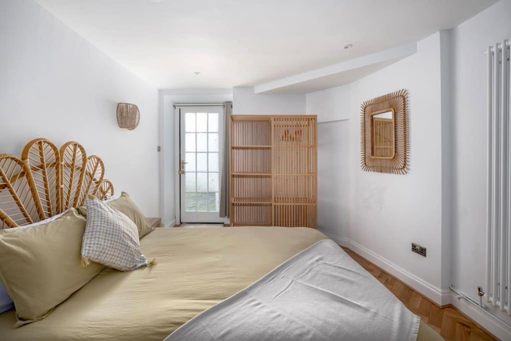 Spacious Apartment - 5 Minutes Walk To Bath Abbey Exteriör bild