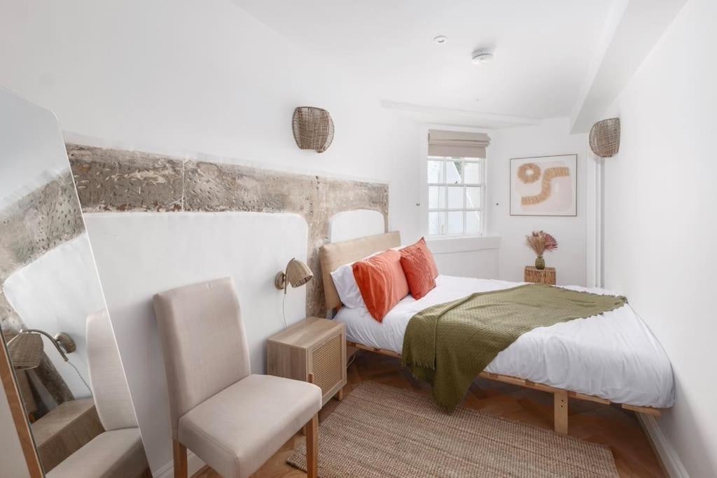 Spacious Apartment - 5 Minutes Walk To Bath Abbey Exteriör bild