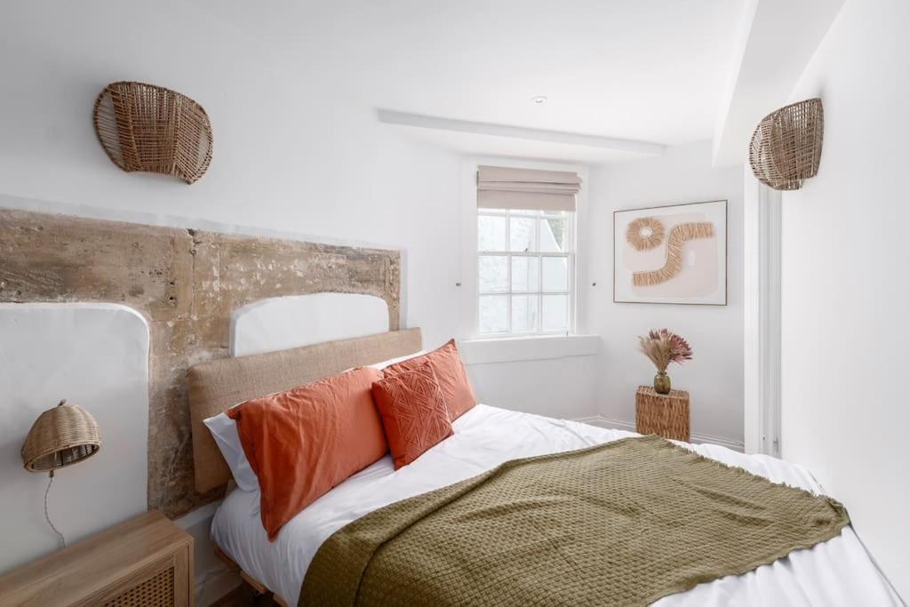 Spacious Apartment - 5 Minutes Walk To Bath Abbey Exteriör bild