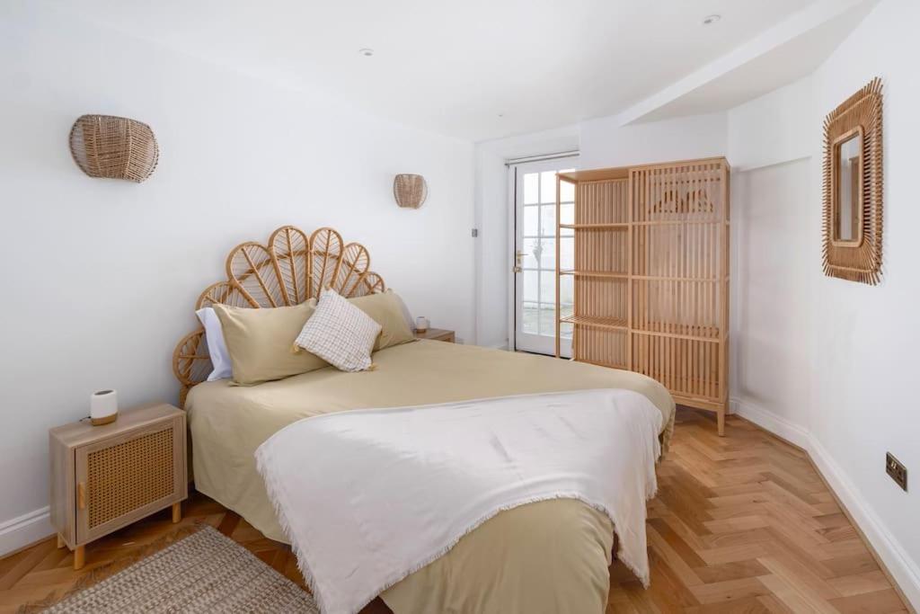 Spacious Apartment - 5 Minutes Walk To Bath Abbey Exteriör bild